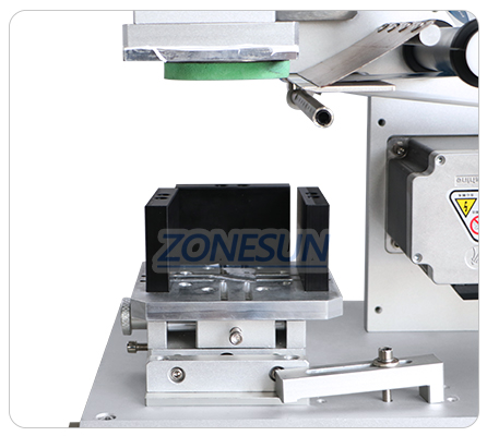 Cosmetic Flat Labeling Machine-ZONESUN TECHNOLOGY LIMITED