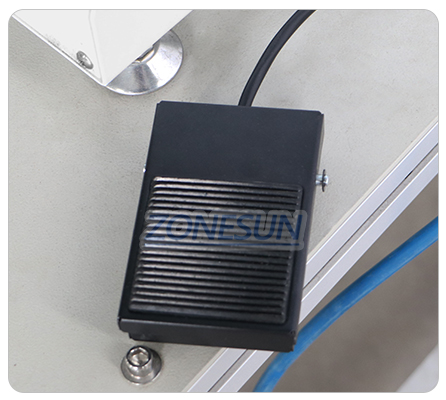 Cosmetic Flat Labeling Machine-ZONESUN TECHNOLOGY LIMITED