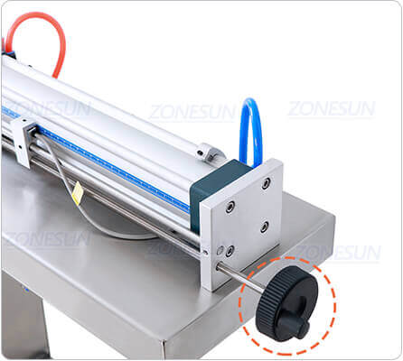 Semi Automatic Liquid Filling Machine With Diving Nozzle-ZONESUN TECHNOLOGY LIMITED