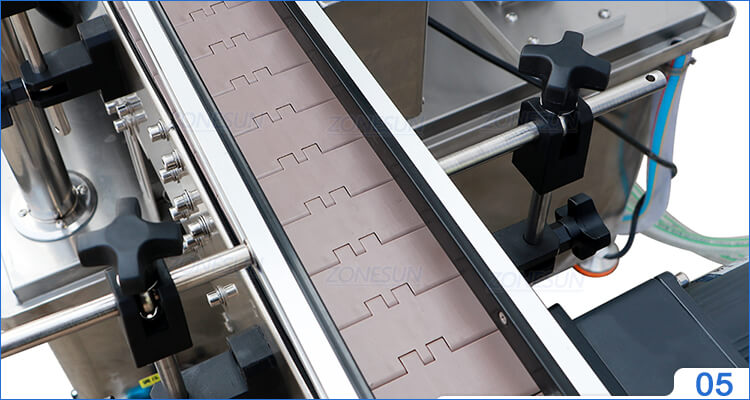 Servo Liquid Filling Machine X9