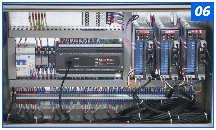 Double Head Servo Capping Machine X10 Double Head Servo Capping Machine X10