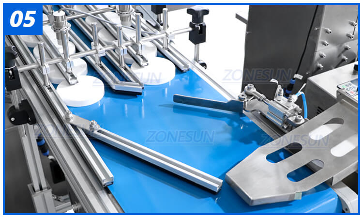 Double Head Servo Capping Machine X9 Double Head Servo Capping Machine X9