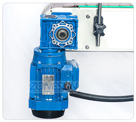 Round Bottle Labeling Machine X8