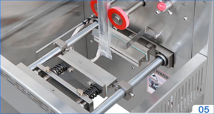 Measuring Cups Granule Vffs Packgaing Machine X9