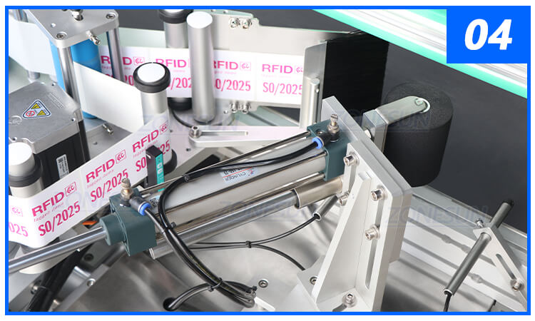 آلة لصق العلامات على الكرتون X8 Carton Labeling Machine X8